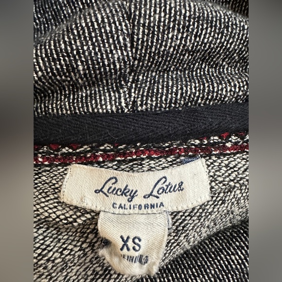 LUCKY LOTUS BRAND Sweater Embroidered Knit Pullover Cowl Neck - Picture 5 of 5